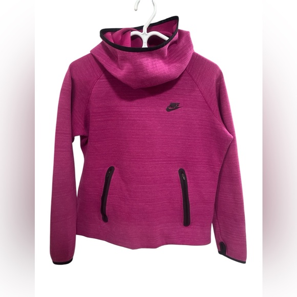 Nike Tops - Nike Fuchsia Pullover with Black Details